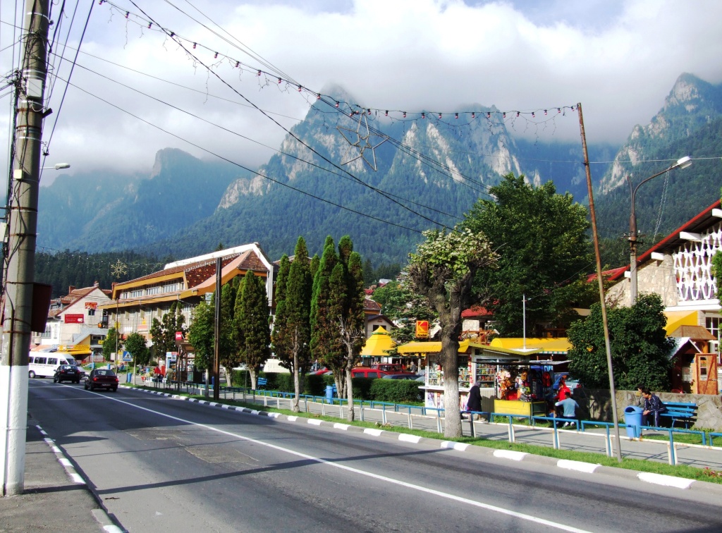 pohoří Bucegi při pohledu z letoviska Sinaia